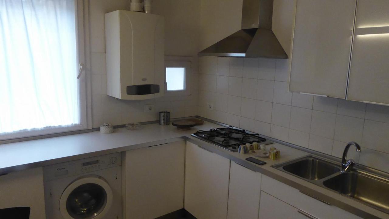 Apartamento Sestiere Dorsoduro, A Due Passi Da Zattere Venecia Exterior foto
